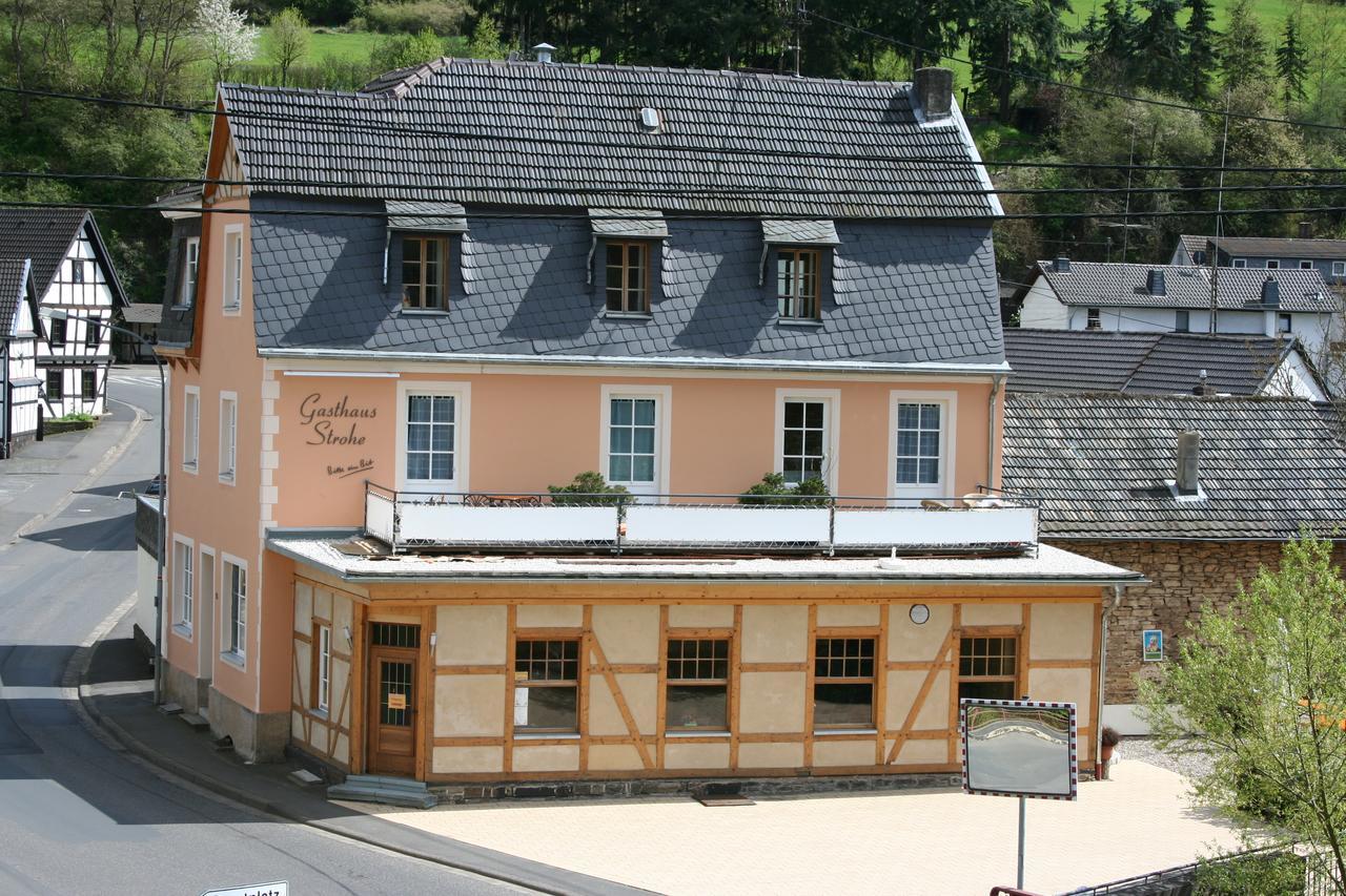 Gasthaus Strohe Sierscheid Exteriör bild